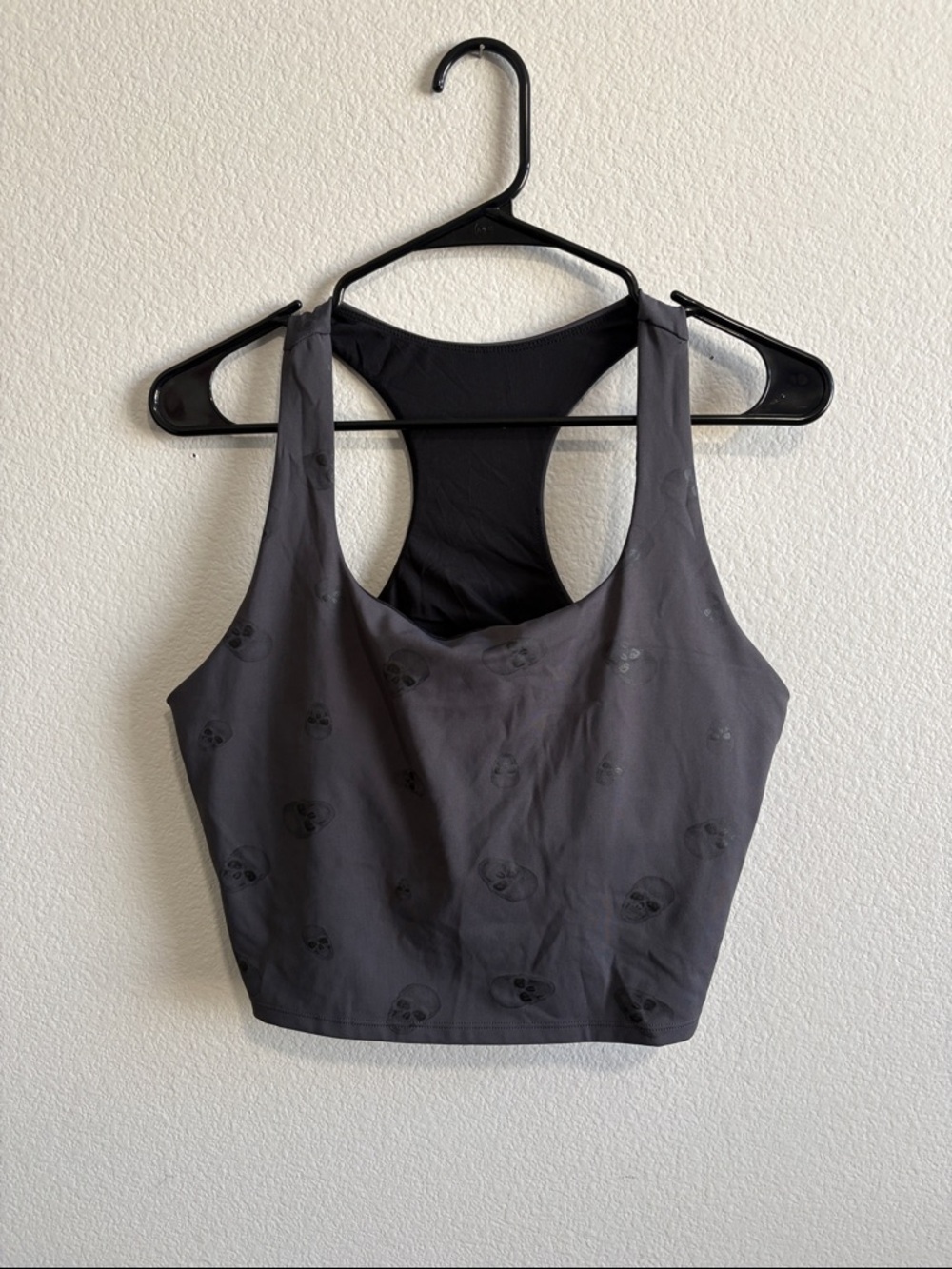 Mono B Black Skull-Print Cropped Sports Tank